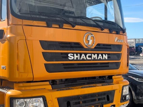 2018 Shacman (Shaanxi) SX3318, красный, 4000000 рублей, вид 1