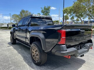 2025 Toyota Tacoma IV, чёрный, 10990000 рублей, вид 4