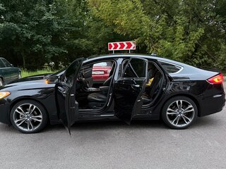 2020 Ford Fusion (North America) II Рестайлинг, чёрный, 2049000 рублей, вид 5