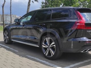 2020 Volvo V60 Cross Country II, чёрный, 2776063 рублей, вид 5