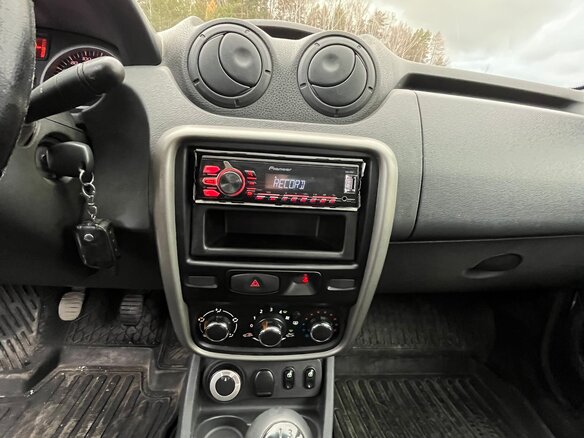 2014 Renault Duster I, белый, 950000 рублей - вид 6