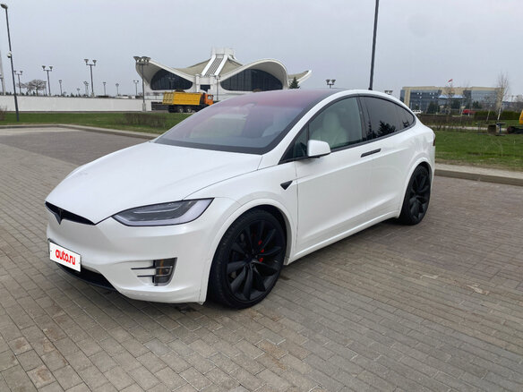 2020 Tesla Model X Performance I, белый, 4990000 рублей