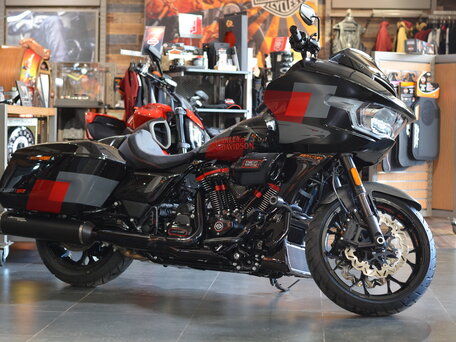 2025 Harley-Davidson CVO Road Glide ST, чёрный, 6500000 рублей, вид 1
