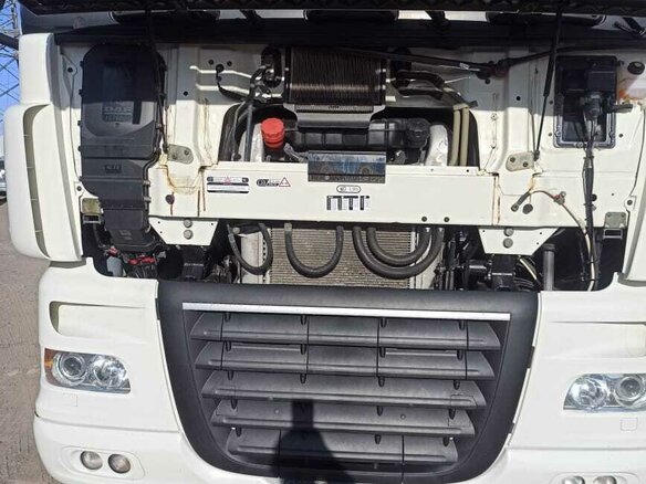 2017 DAF XF 105, белый, 7000000 рублей - вид 5