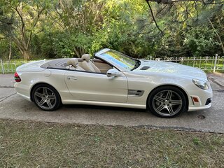 2008 Mercedes-Benz SL-Класс AMG 63 AMG II (R230) Рестайлинг 2, белый, 7500000 рублей, вид 3