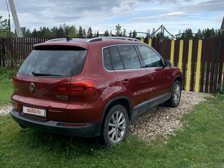 2012 Volkswagen Tiguan I Рестайлинг, красный, 1350000 рублей, вид 2