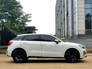 2021 Audi Q2 L 35 TFSI I Рестайлинг, белый, 2066000 рублей, вид 4