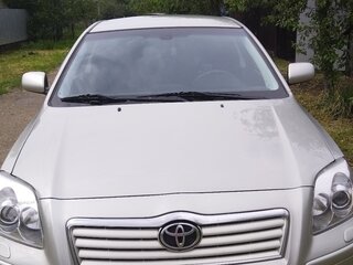 2004 Toyota Avensis II, серебристый, 750000 рублей, вид 1