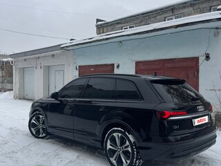 2020 Audi Q7 45 TDI II (4M) Рестайлинг, чёрный, 8590000 рублей, вид 2