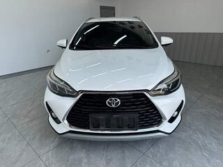2022 Toyota Yaris L X XP150 Рестайлинг, белый, 1230000 рублей, вид 3