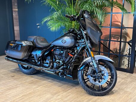 2025 Harley-Davidson CVO Street Glide, чёрный, 6500000 рублей, вид 5