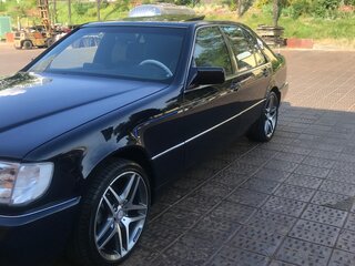 1992 Mercedes-Benz S-Класс 300 III (W140), синий, 2400000 рублей, вид 3