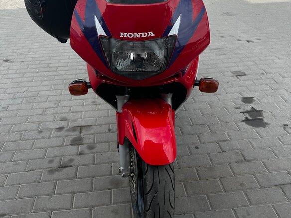 1998 Honda CBR 600F, белый, 360000 рублей - вид 2