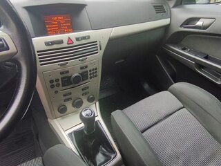 2007 Opel Astra H Рестайлинг, серый, 400000 рублей, вид 5