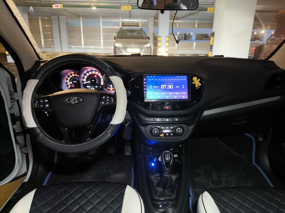 2020 Lada (ВАЗ) Vesta I, белый - вид 9