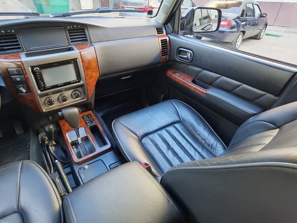 2005 Nissan Patrol V (Y61) Рестайлинг, чёрный - вид 10