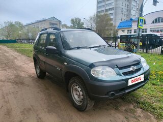 2015 Chevrolet Niva I Рестайлинг, зелёный, 650000 рублей, вид 2