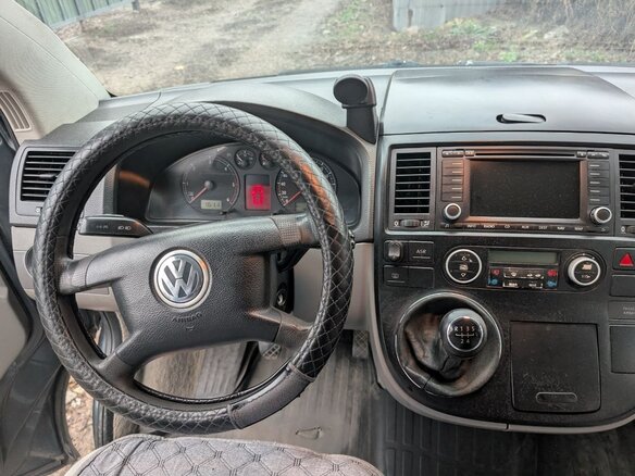 2005 Volkswagen Multivan T5, синий, 1500000 рублей - вид 13