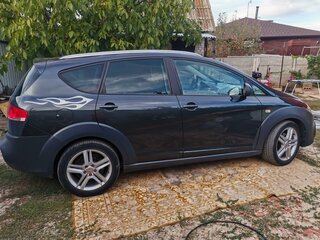 2010 SEAT Altea Freetrack I Рестайлинг, серый, 1000000 рублей, вид 2