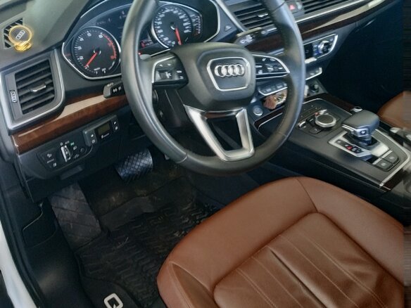 2018 Audi Q5 II (FY), белый, 4300000 рублей - вид 12