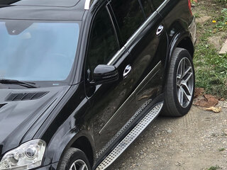 2010 Mercedes-Benz GL-Класс 500 I (X164) Рестайлинг, чёрный, 1300000 рублей, вид 4