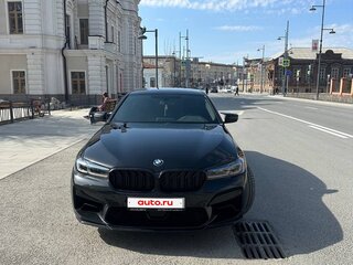 2018 BMW 5 серии 520d xDrive VII (G30/G31/G38), чёрный, 3090000 рублей, вид 2