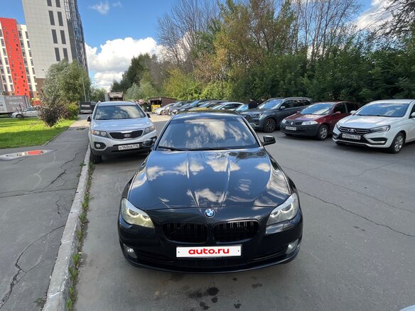2012 BMW 5 серии 520i VI (F10/F11/F07), чёрный, 1700000 рублей