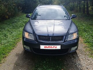 2011 Skoda Octavia II (A5) Рестайлинг, серый, 900000 рублей, вид 1