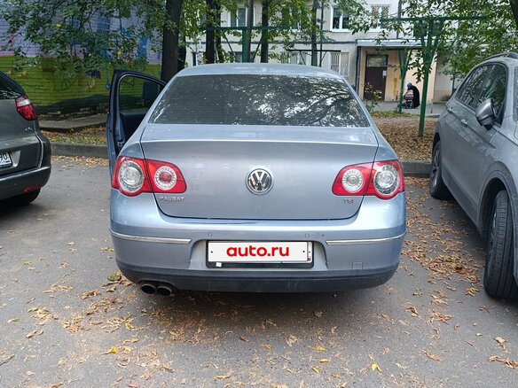 2010 Volkswagen Passat B6, серый, 750000 рублей - вид 10