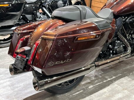 2024 Harley-Davidson CVO Road Glide, пурпурный, 6350000 рублей, вид 3