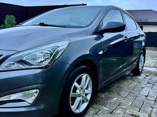 2015 Hyundai Solaris I Рестайлинг, серый, 1050000 рублей, вид 5