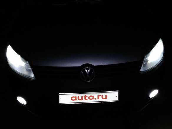 2010 Volkswagen Caddy III Рестайлинг, серебристый, 1000000 рублей