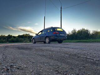 2001 Toyota Avensis I Рестайлинг, синий, 300000 рублей, вид 2