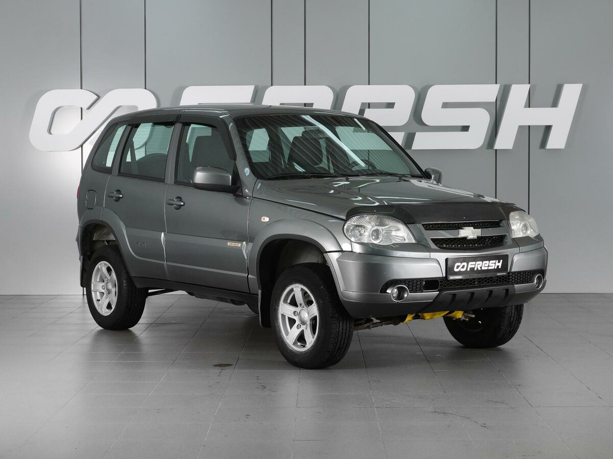 Открыть фотографии: Chevrolet Niva I Рестайлинг