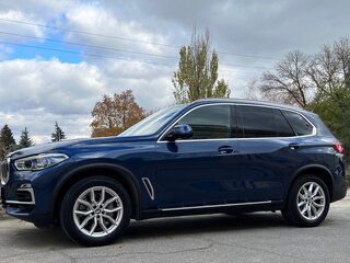 2020 BMW X5 40i IV (G05/G18), синий, 7500000 рублей, вид 5