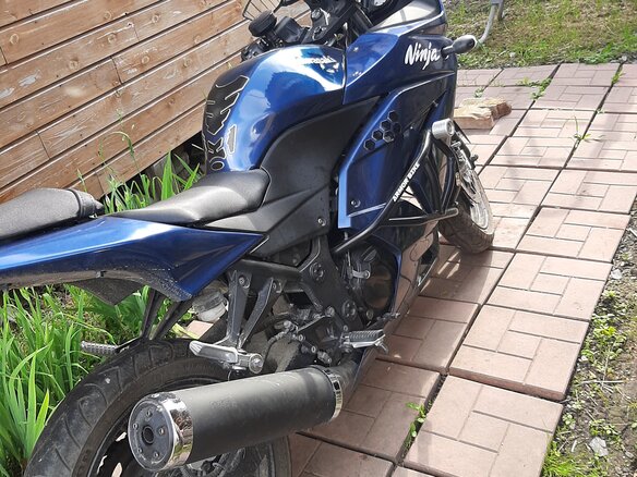 2011 Kawasaki Ninja 250R, синий, 400000 рублей