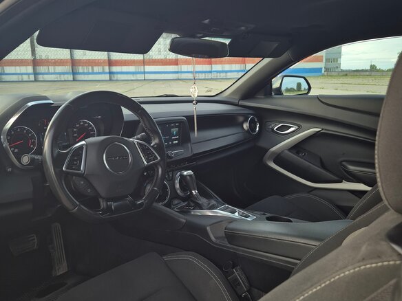 2018 Chevrolet Camaro VI, чёрный - вид 10