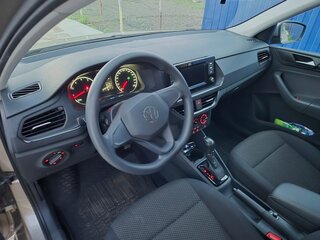 2020 Volkswagen Polo VI, бежевый, 1650000 рублей, вид 4