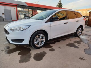2016 Ford Focus III Рестайлинг, белый, 1952000 рублей, вид 2