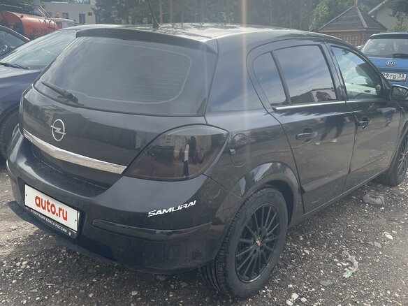 2009 Opel Astra H Рестайлинг, чёрный, 480000 рублей - вид 3