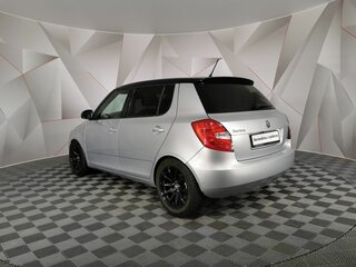 2014 Skoda Fabia II Рестайлинг, серебристый, 565150 рублей, вид 4
