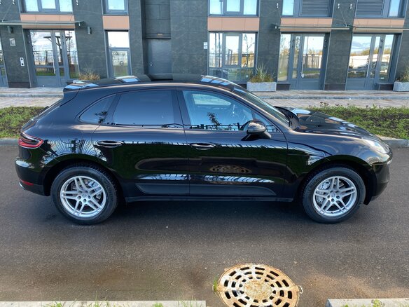 2014 Porsche Macan S I, чёрный, 2399000 рублей - вид 4