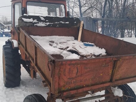 1982 ХТЗ Т-16, красный, 280000 рублей, вид 2