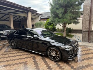 2021 Mercedes-Benz S-Класс 450 Long 4MATIC VII (W223), чёрный, 12100000 рублей, вид 1