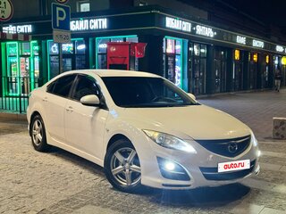 2010 Mazda 6 II (GH) Рестайлинг, белый, 800000 рублей, вид 1