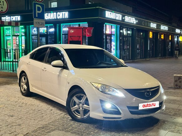 2010 Mazda 6 II (GH) Рестайлинг, белый, 800000 рублей