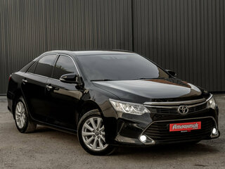 2015 Toyota Camry VII (XV50) Рестайлинг, чёрный, 2100000 рублей, вид 3