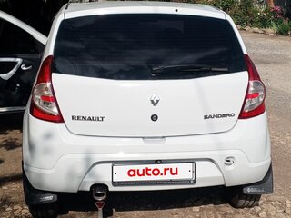 2011 Renault Sandero I, белый, 500000 рублей, вид 1