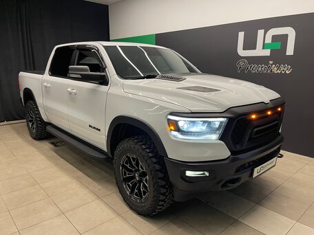 Ram 1500 V