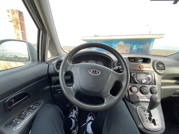 2007 Kia Carens II (UN), серебристый - вид 12